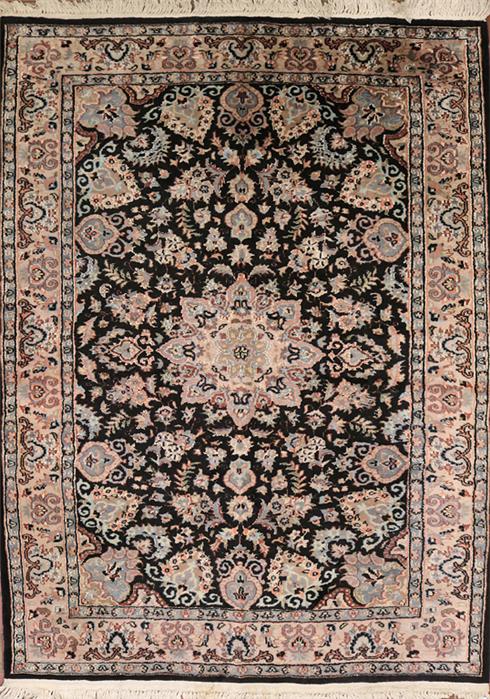 Isfahan, Korkwolle mit Seide, ca. 174x 131 cm.