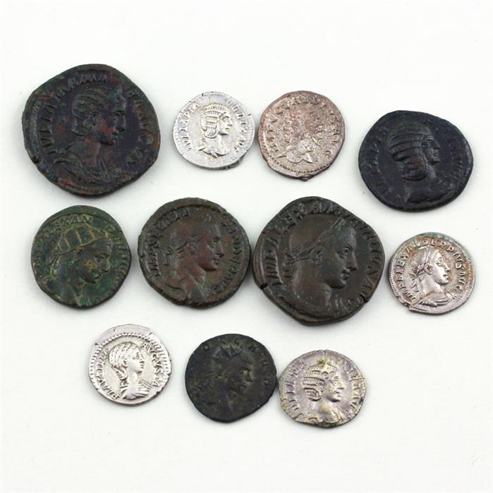 Elf antike Römische Münzen, 