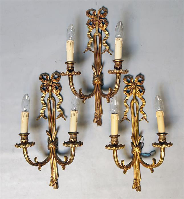 Drei Wandappliken im Stil Louis XVI.,