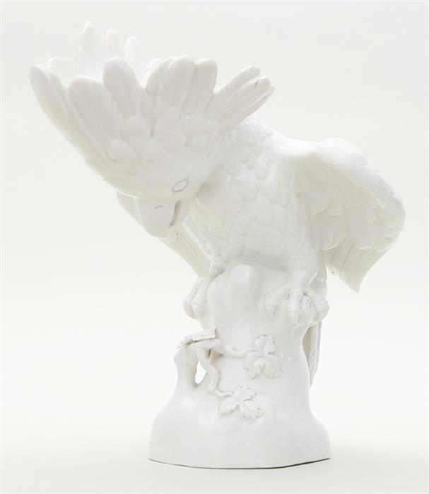 Skulptur eines "Kakadu mit gespreizten Flügeln", Nymphenburg.