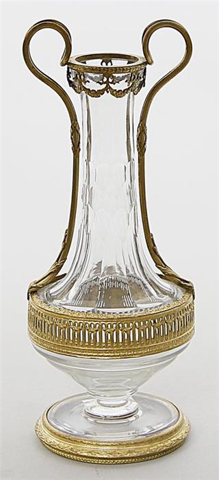 Vase im klassizistischen Stil.